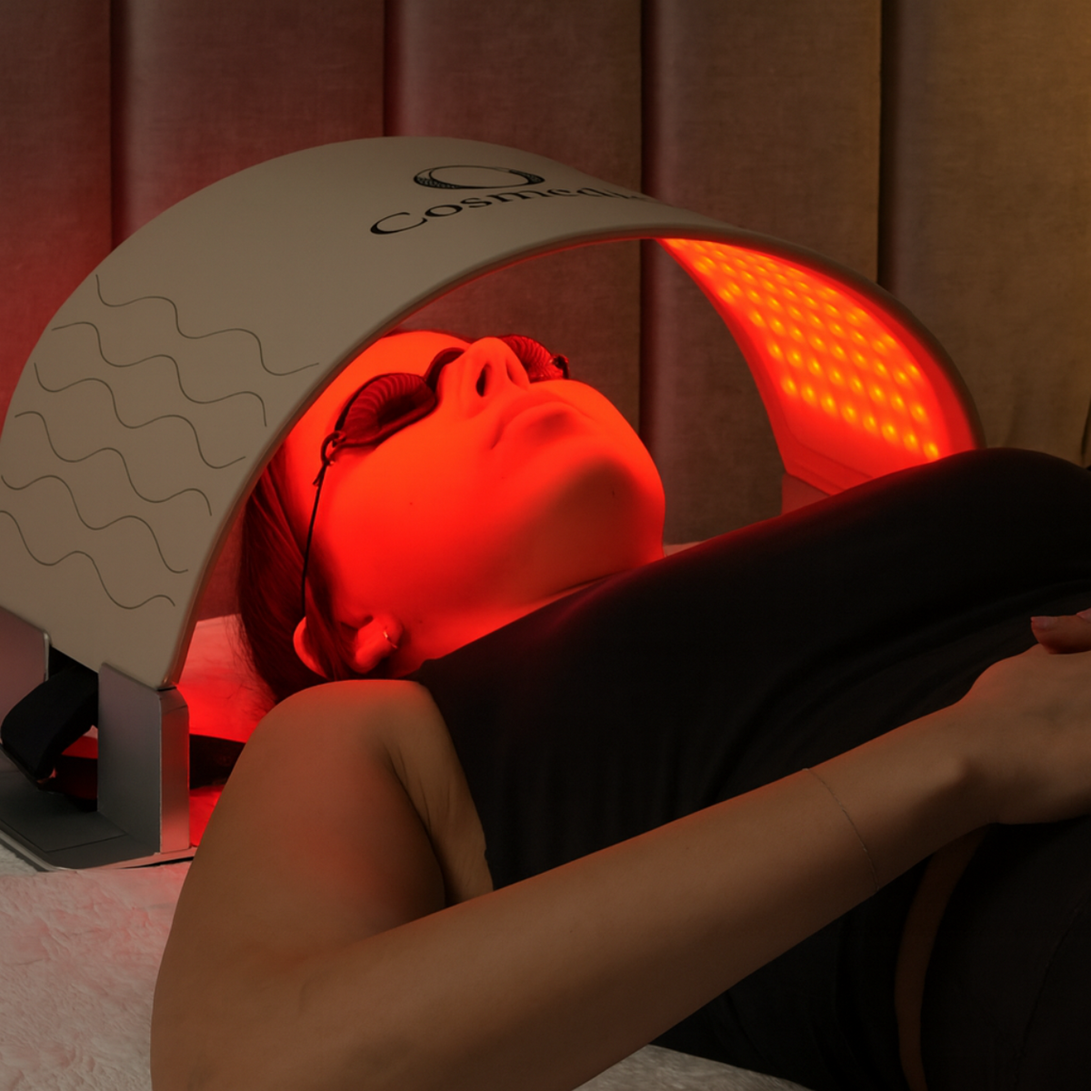 O Cosmedics O Flex LED Light Therapy Device