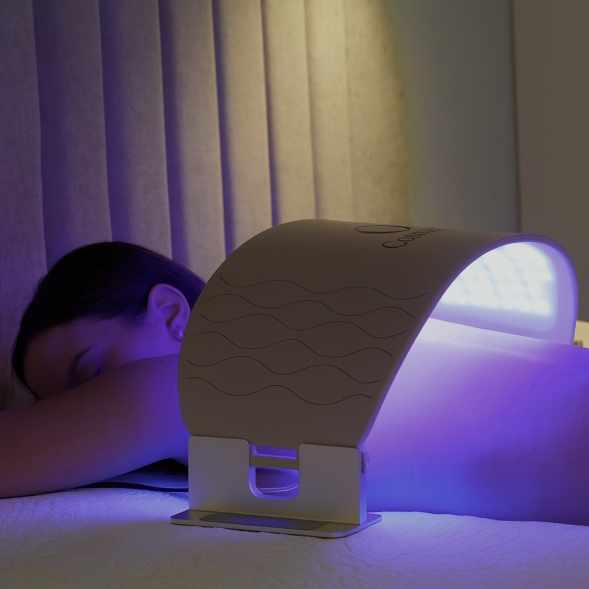 O Cosmedics O Flex LED Light Therapy Device