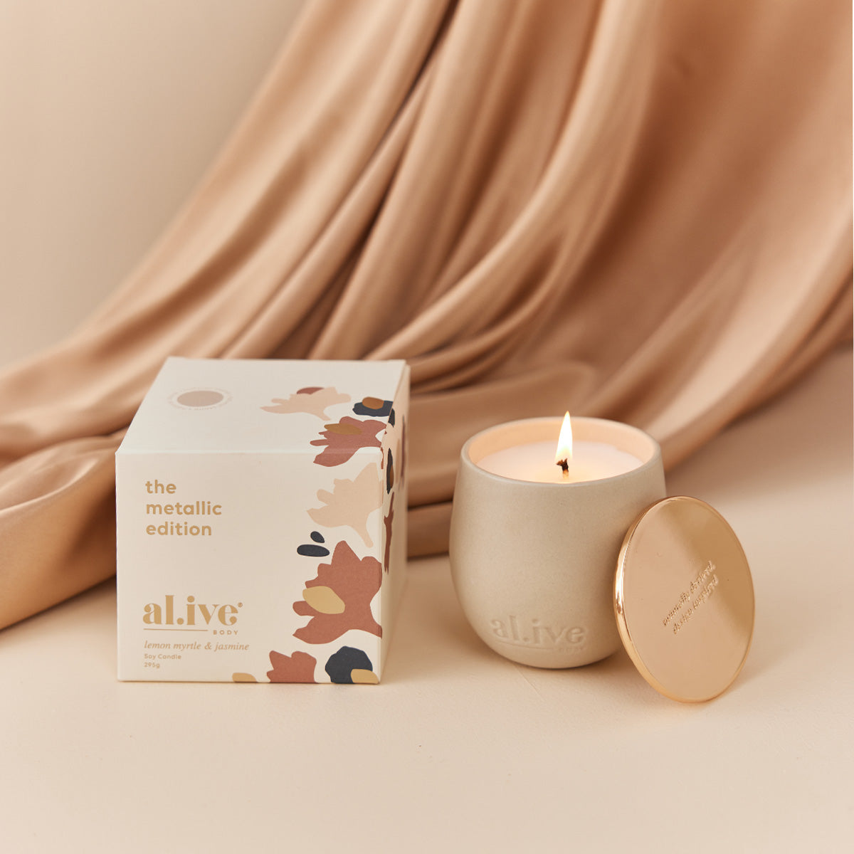 al.ive body Metallic Edition Soy Candle - Lemon Myrtle & Jasmine