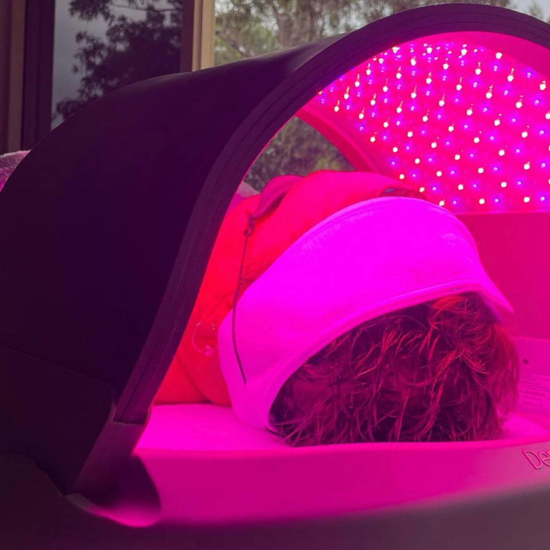 HIRE a Dermalux FLEX Professional LED Light